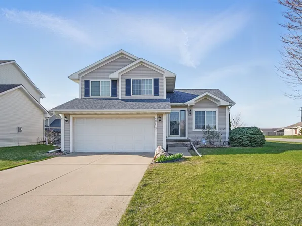 2710 12th St SW, Altoona, IA 50009