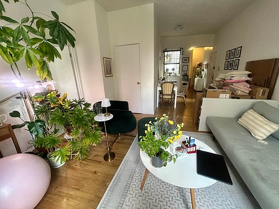 4th image of 1469 Lexington Ave APT 78