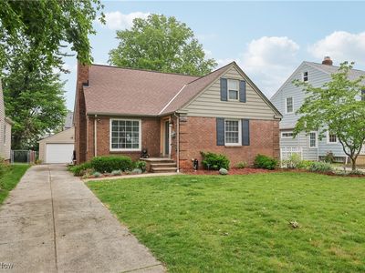19558 Laurel Ave, Rocky River, OH, 44116