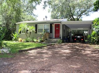 2106 Carroll Gardens Ln, Tampa, FL 33612