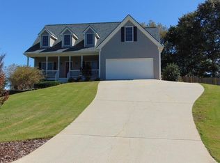 7005 Creek Ridge Dr, Gainesville, GA 30506