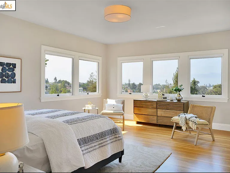 1 Hillwood Pl — Photo 15