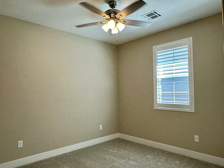 11825 Pandion Ave — Photo 15
