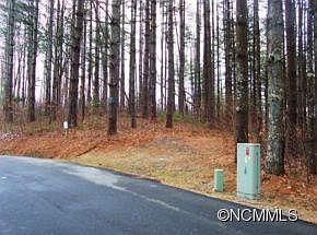 3rd image of 63 Lake Forest Dr