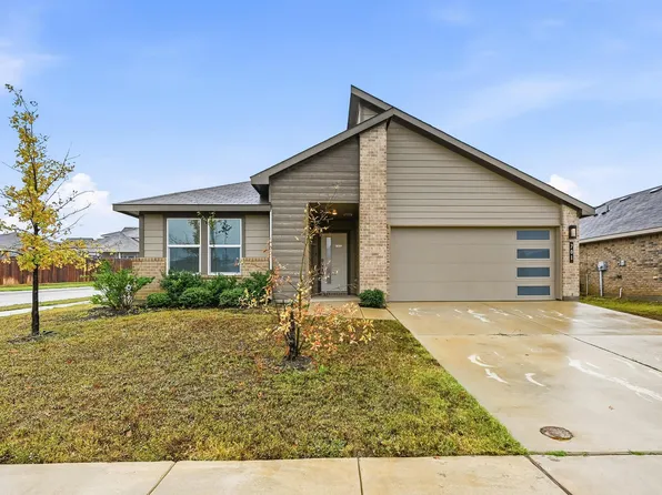 701 Griffith Park Trl, Alvarado, TX 76009
