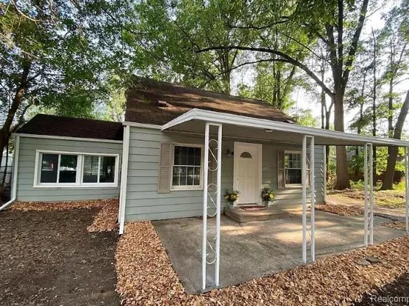 19775 W Nine Mile Rd, Southfield, MI 48075