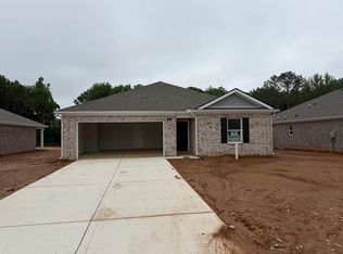 30 Chesterfield Cv, Jackson, TN 38305