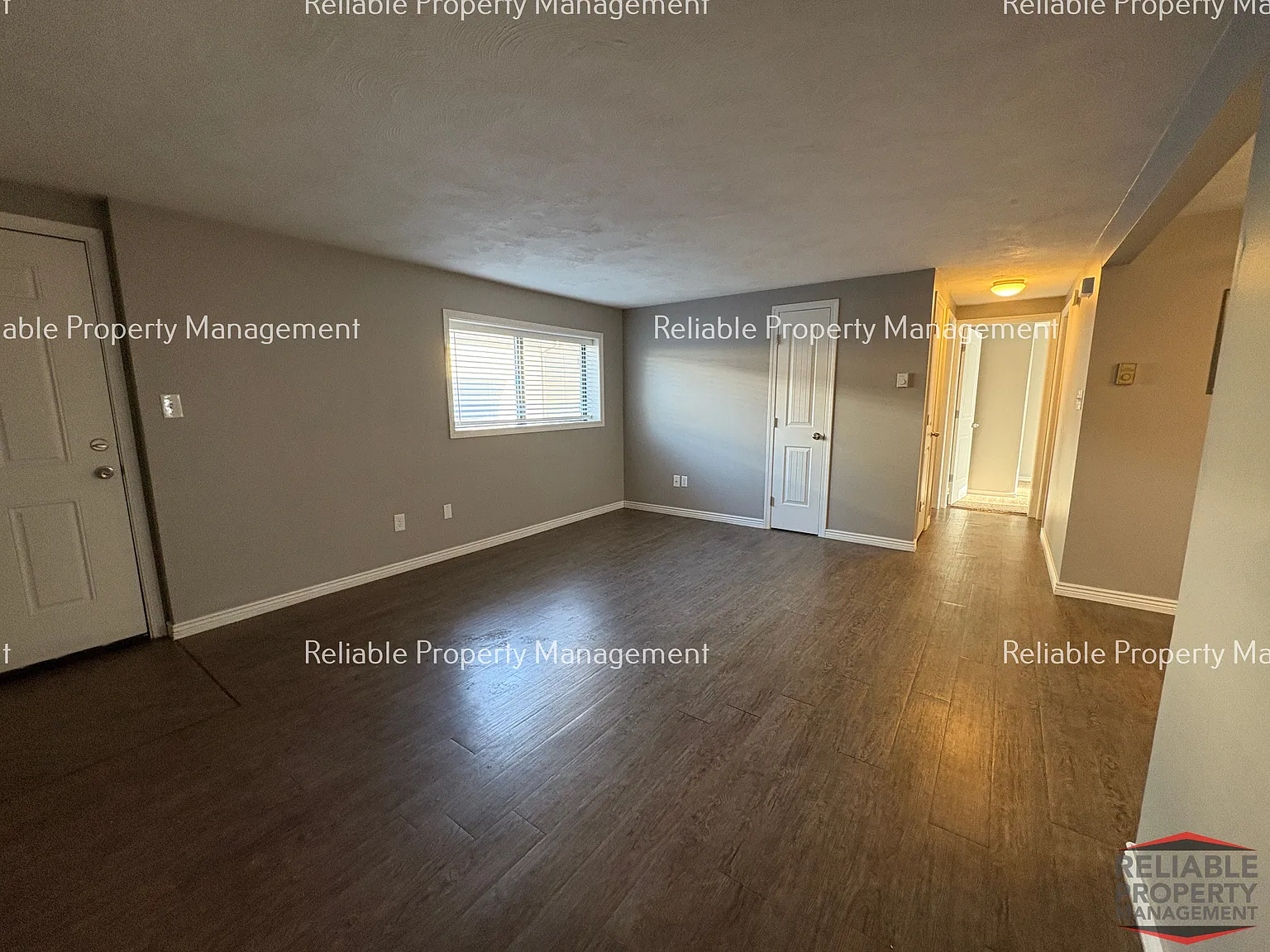 2 bed, 825 sqft, $1,095 — Photo 3