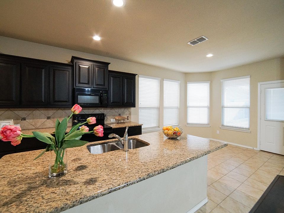 1st image of 321 Cypress Creek Ln