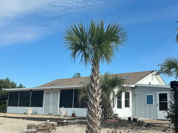 161 Beacon St, Carrabelle, FL 32322