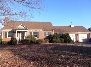 3805 Kernersville Rd, Winston Salem, NC 27107