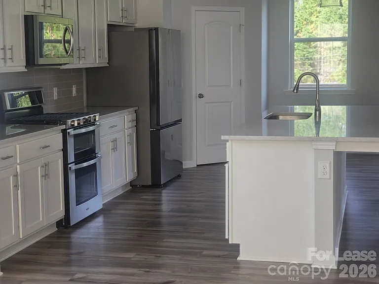 6997 Waterstone Dr — Photo 6