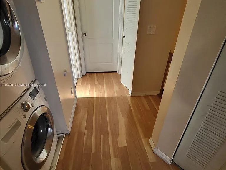 820 NE 212th Ter #6 — Photo 33