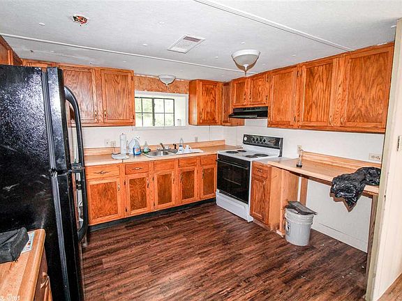 4th image of 206 E Clearwater Dr