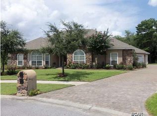 208 Lakeview Ter, Lynn Haven, FL 32444