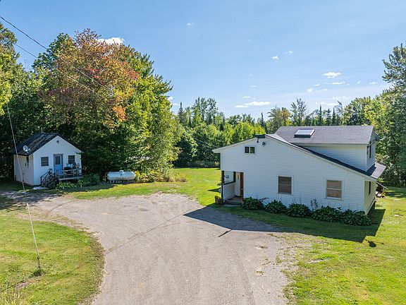 3rd image of 781 Waldo Station Road