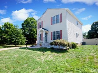 5 Sherman St, Monroe Township, NJ 08831