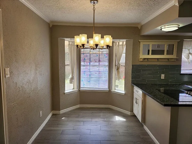 2322 Deer Valley Dr — Photo 14