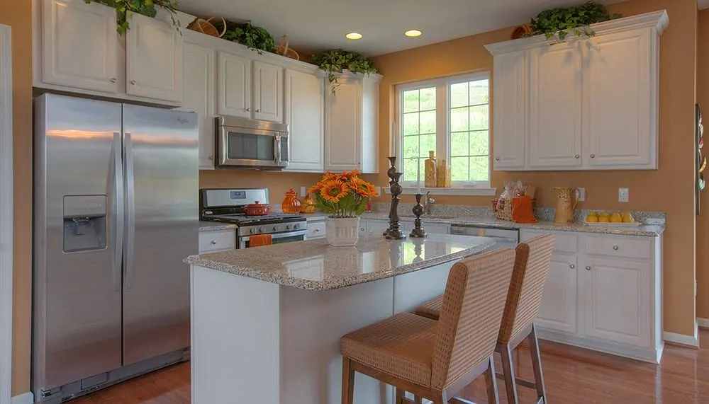 4 bed, 3.5 bath, 2268 sqft, $2,400 — Photo 3