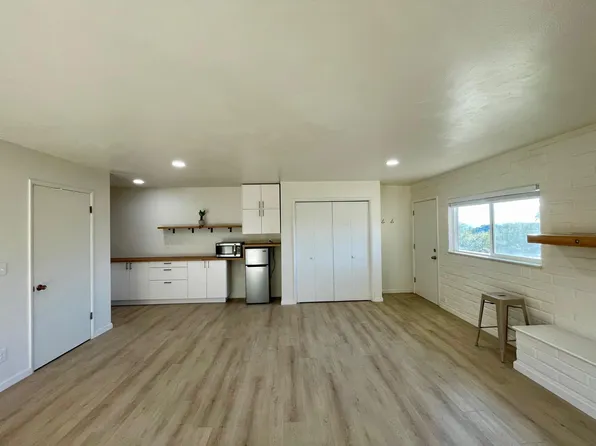 6800 N Catalina Ave, Tucson, AZ 85718