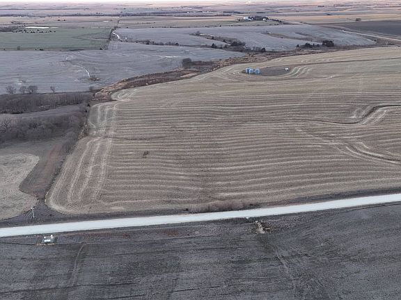 4th image of 0 Highway 36