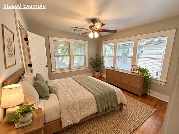 5th image of 2512 E 11th Pl
