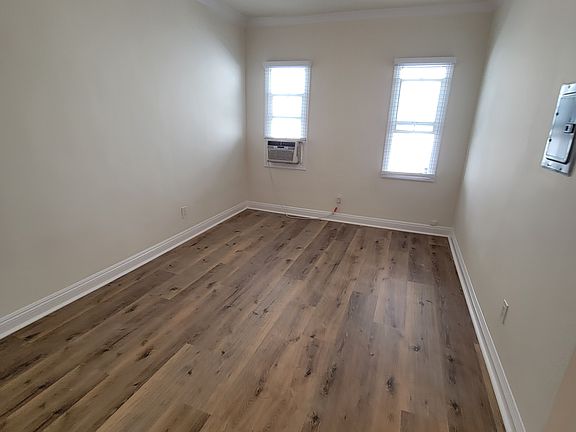 4th image of 1219 N Berendo St #22