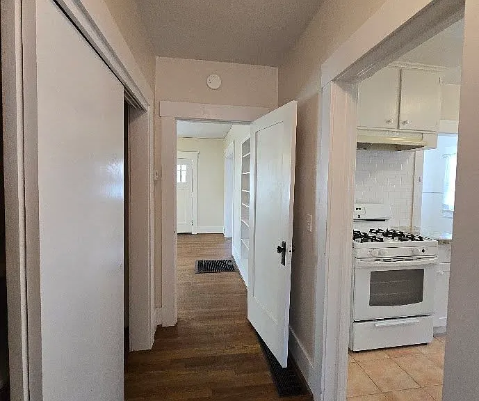 912 E Terrace Ave — Photo 24