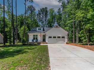 136 Hatchet Cv, Louisburg, NC 27549