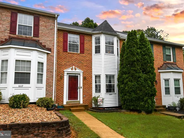 809 Twin Brook Ln, Stafford, VA 22554
