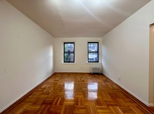 13919 34th Rd #C7, Flushing, NY 11354