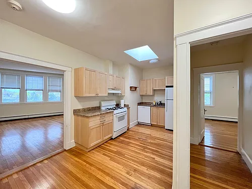 220 Massachusetts Ave #2 Photo 1