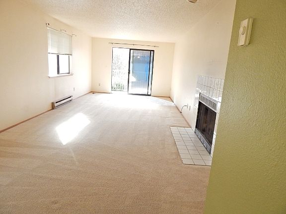 5th image of 1231 SW 132nd Ln APT 1013
