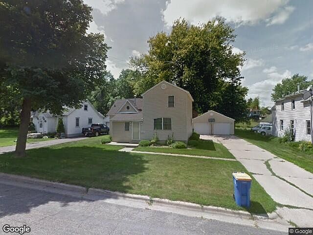 1st image of 246 Larch Ave