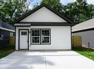 11849 Nelwood St, Willis, TX 77318