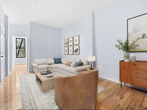 1998 Bergen Street image 3 of 15