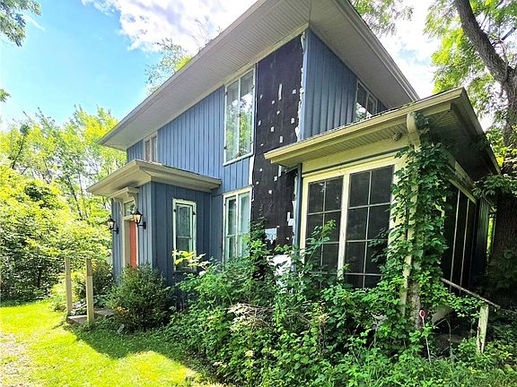 2nd image of 45217 Parsons Rd