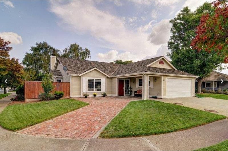 1st image of 7820 Ponderosa Dr