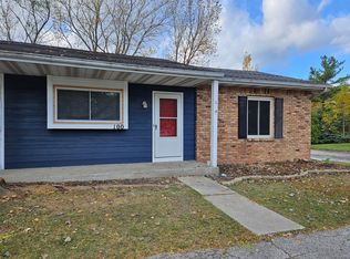 100 Meadows Cir, Crown Pt, IN 46307