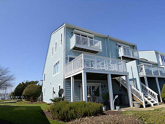 5th image of 9500 Bay Front Dr