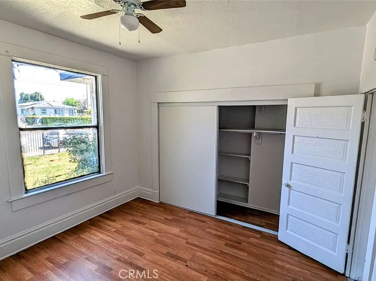 780 E 9th St — Photo 5