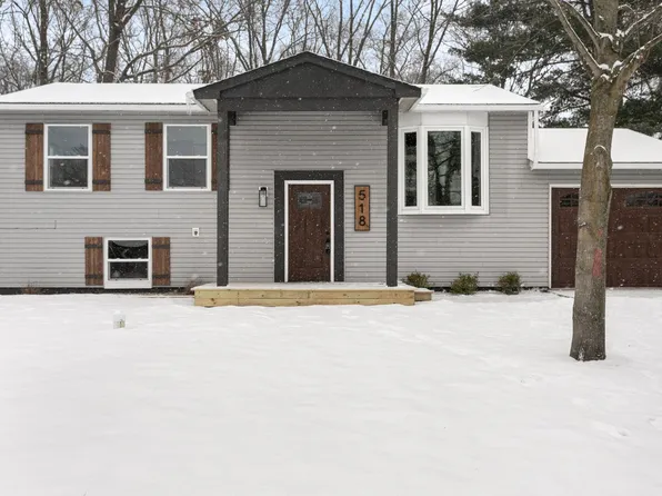 518 Baugo St, Osceola, IN 46561