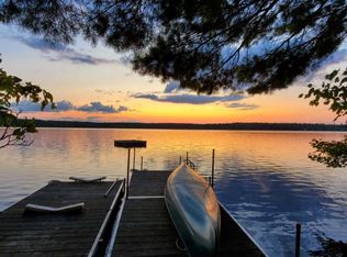 921 Twin Lakes Rd, Shohola, PA 18458