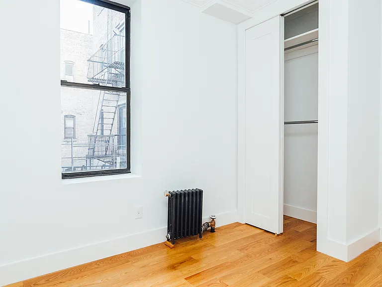 260 Washington Ave #B5 — Photo 7
