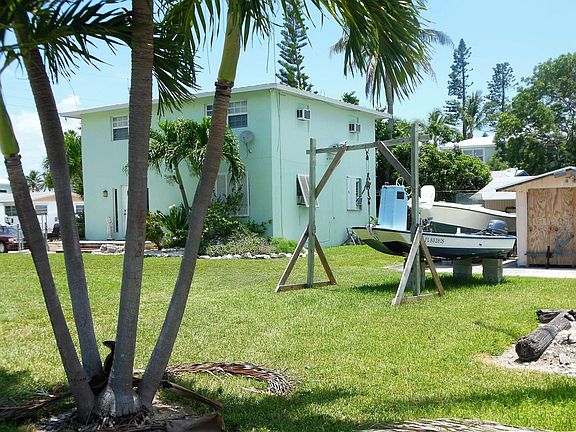 4th image of 10881 7th Avenue Gulf