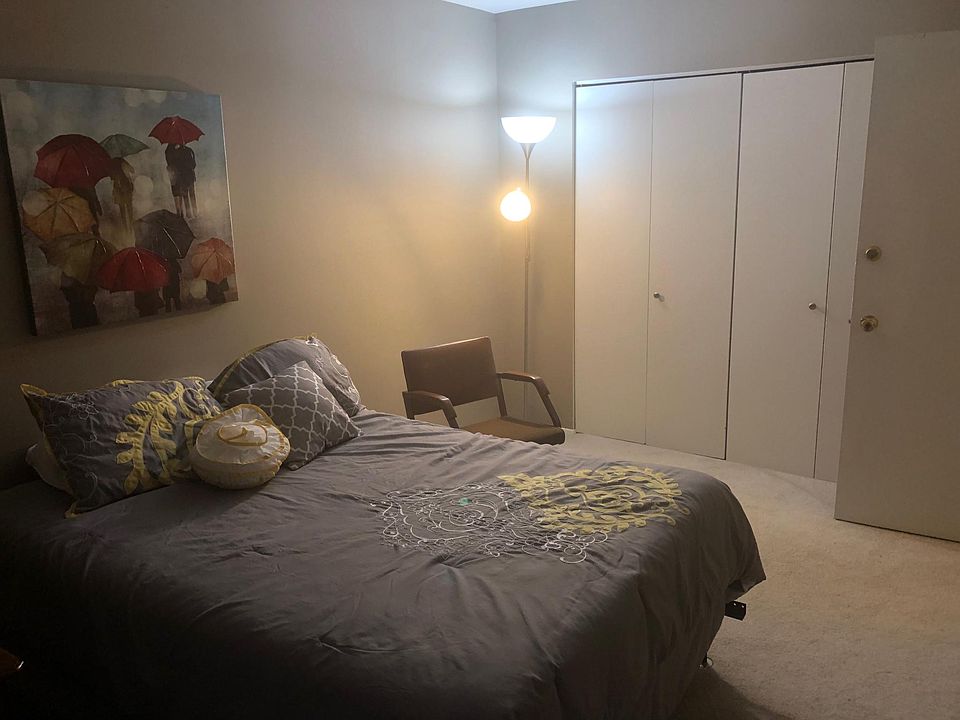 1st image of 7583 Hazelcrest Dr APT A