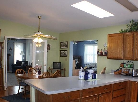 5th image of 9 Devonshire Ct