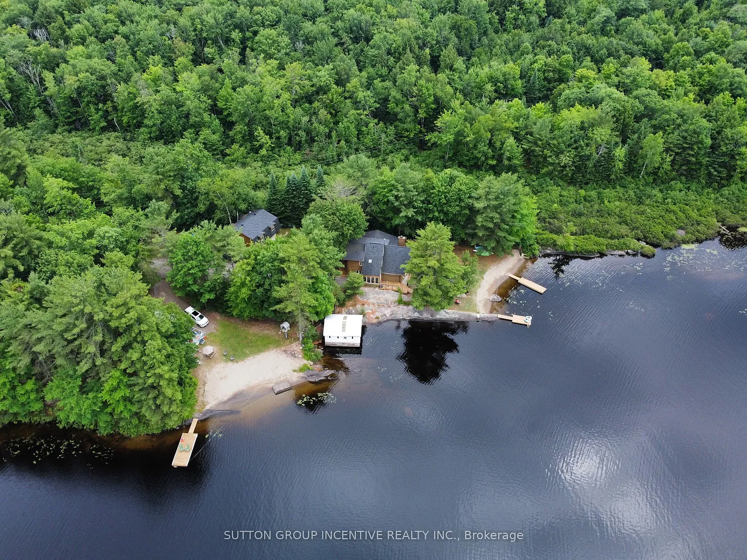 3 bed, $4,000 — Photo 1