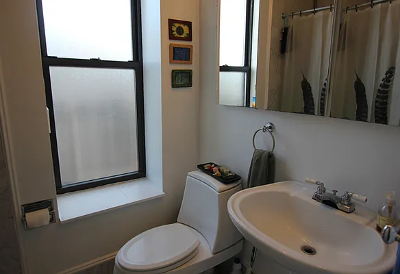 Sold by Bedford 6 Real Estate | media 40