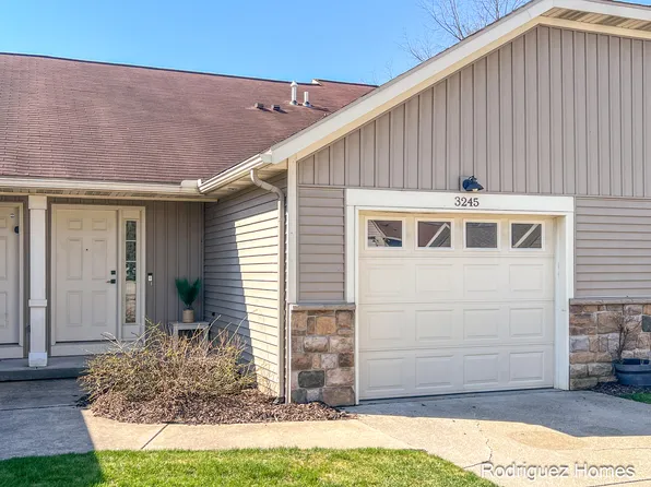 3245 Birch Creek Ct SE, Kentwood, MI 49512
